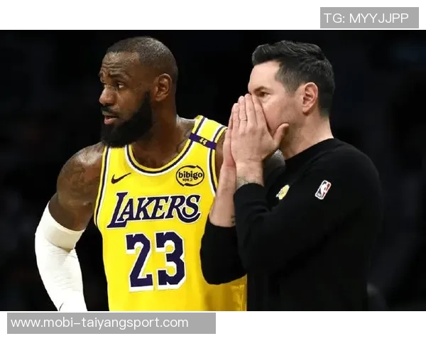 雷迪克谈勒布朗回归后球队进攻问题指出缺乏章法的现象